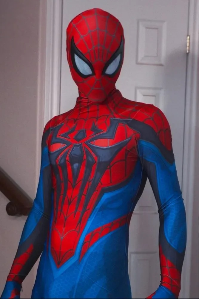 3D Printing Objects - Disfraz de Cosplay de Benjam BUG